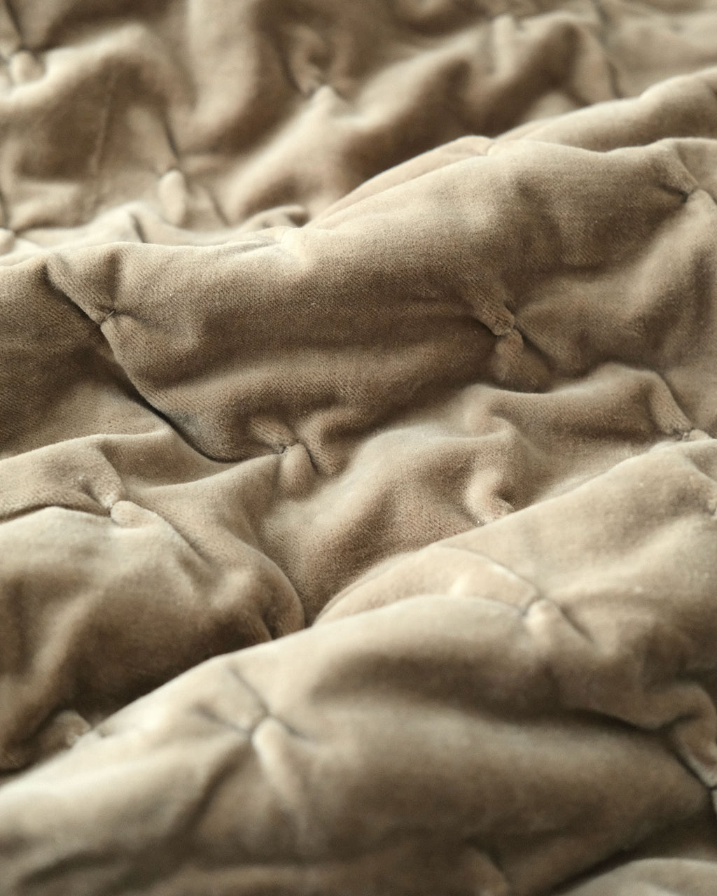 Delphine Bedspread