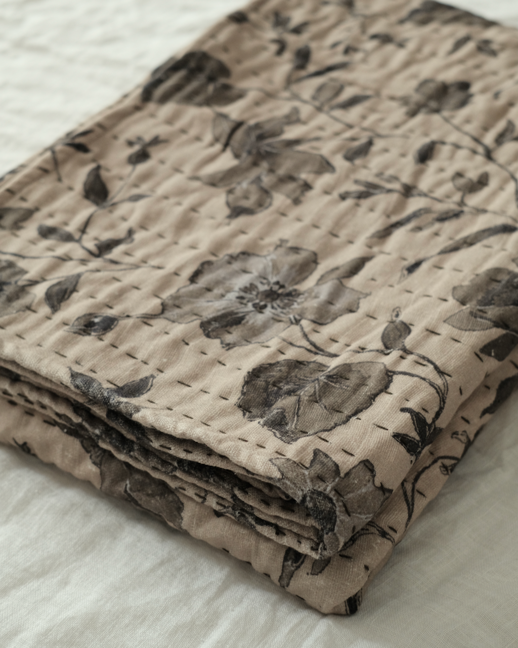 Lucia Bedspread