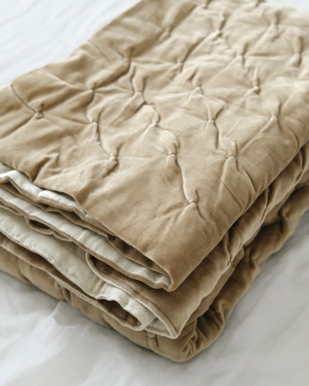 Delphine Bedspread