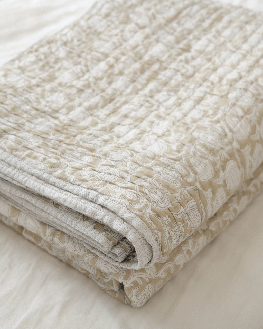 Amala Bedspread