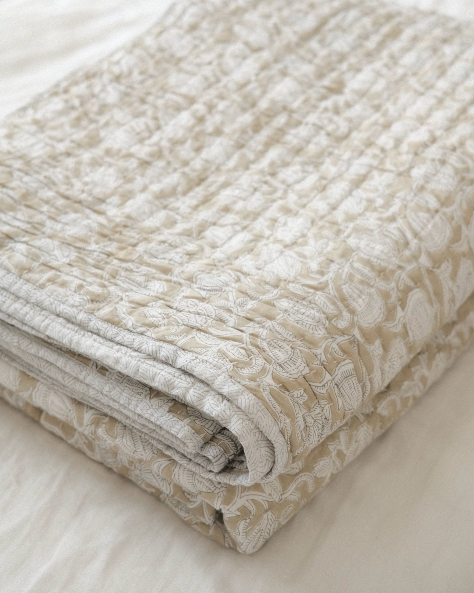 Amala Bedspread